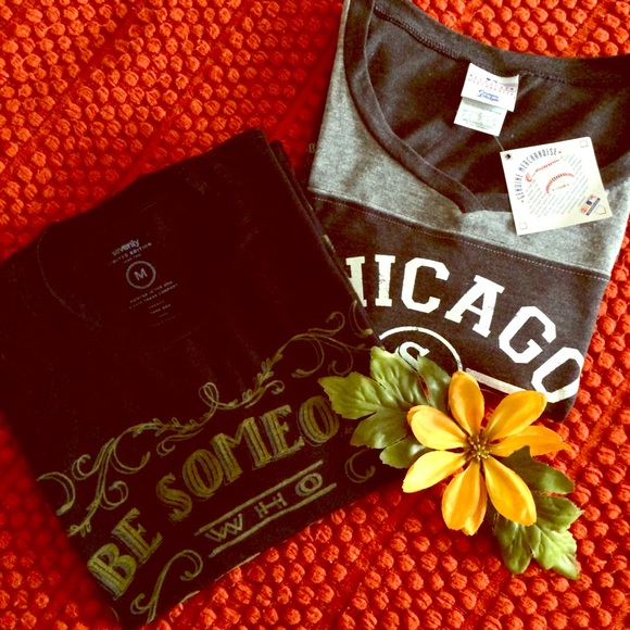 Tops - Set of 2 women shirts size M